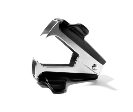 STAPLE REMOVER